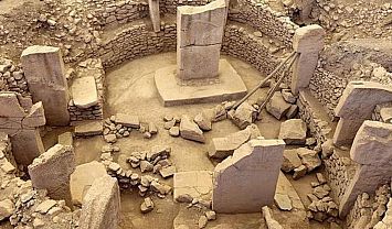 Göbeklitepe gezisi için günlük araç kiralama hizmeti